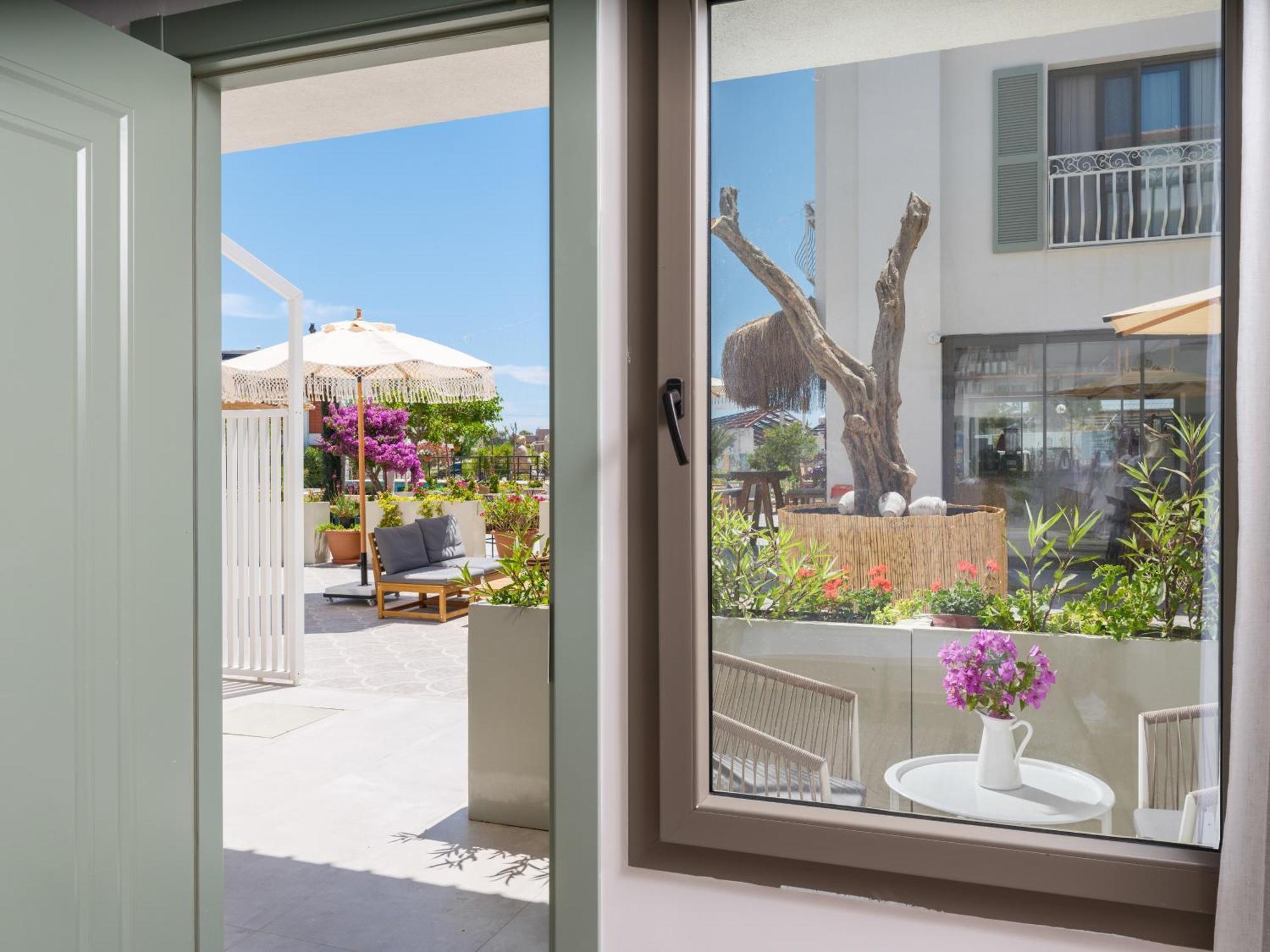 Cumbalica Garden Hotel Çeşme Eksteriør bilde